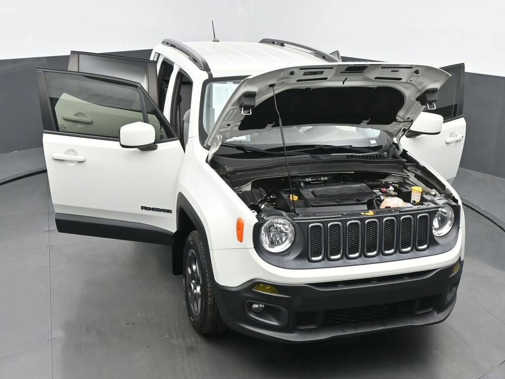 Used 2015 Jeep Renegade Latitude AWD/4WD image 60
