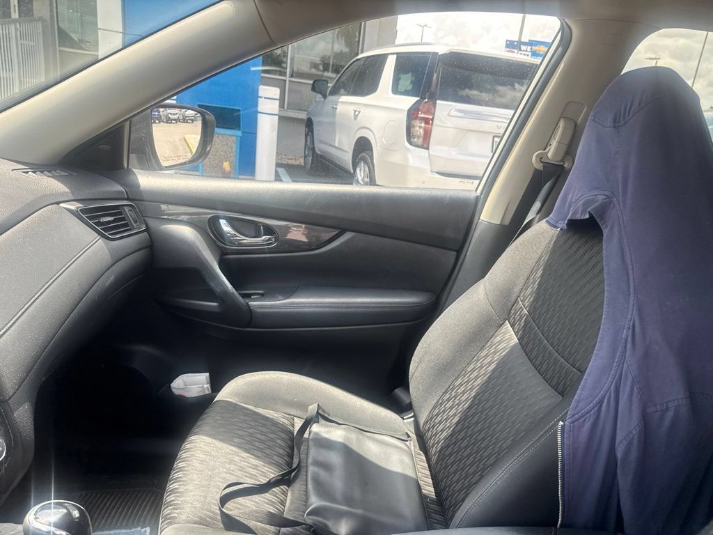 Used 2018 Nissan Rogue SV FWD image 14