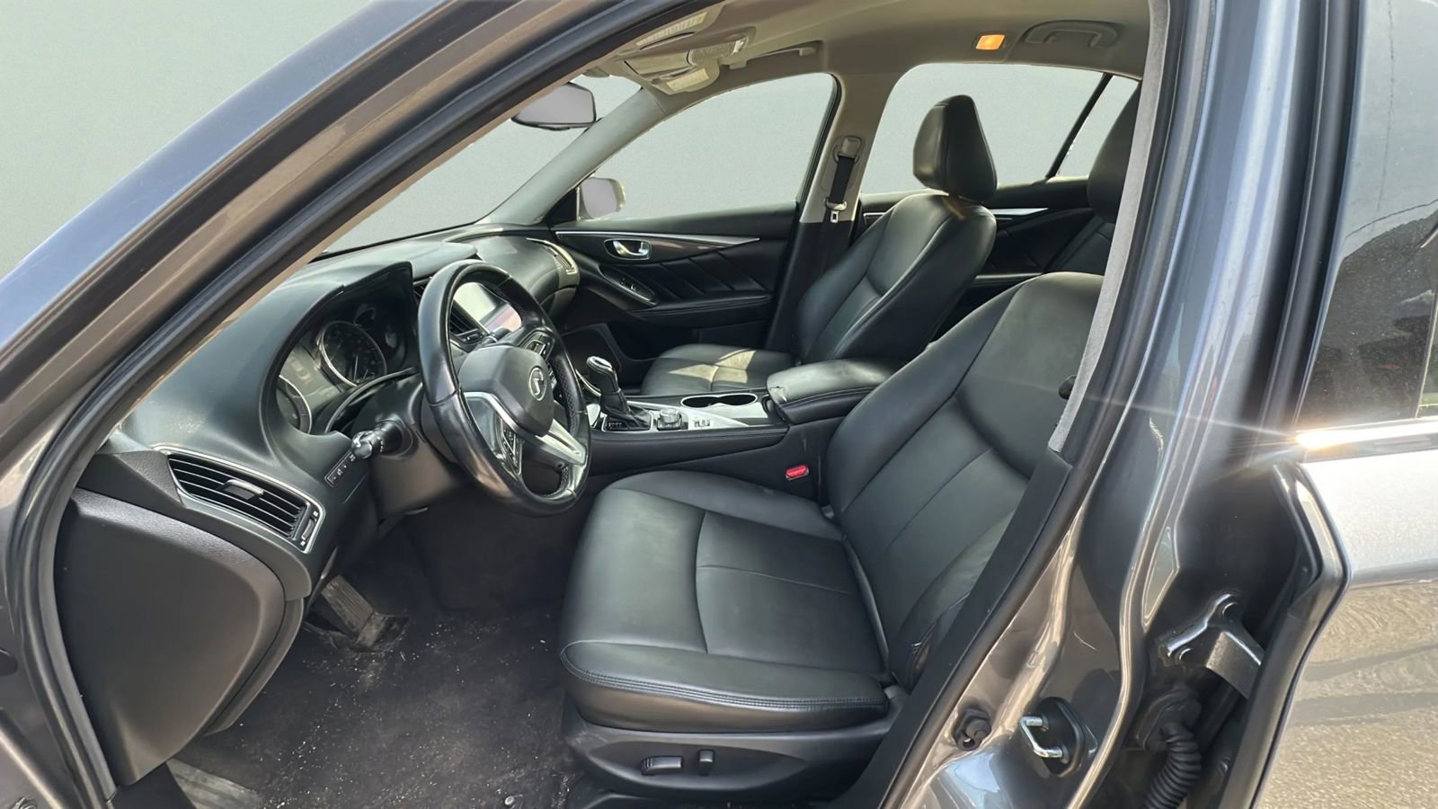 Used 2018 INFINITI Q50 Pure image 17