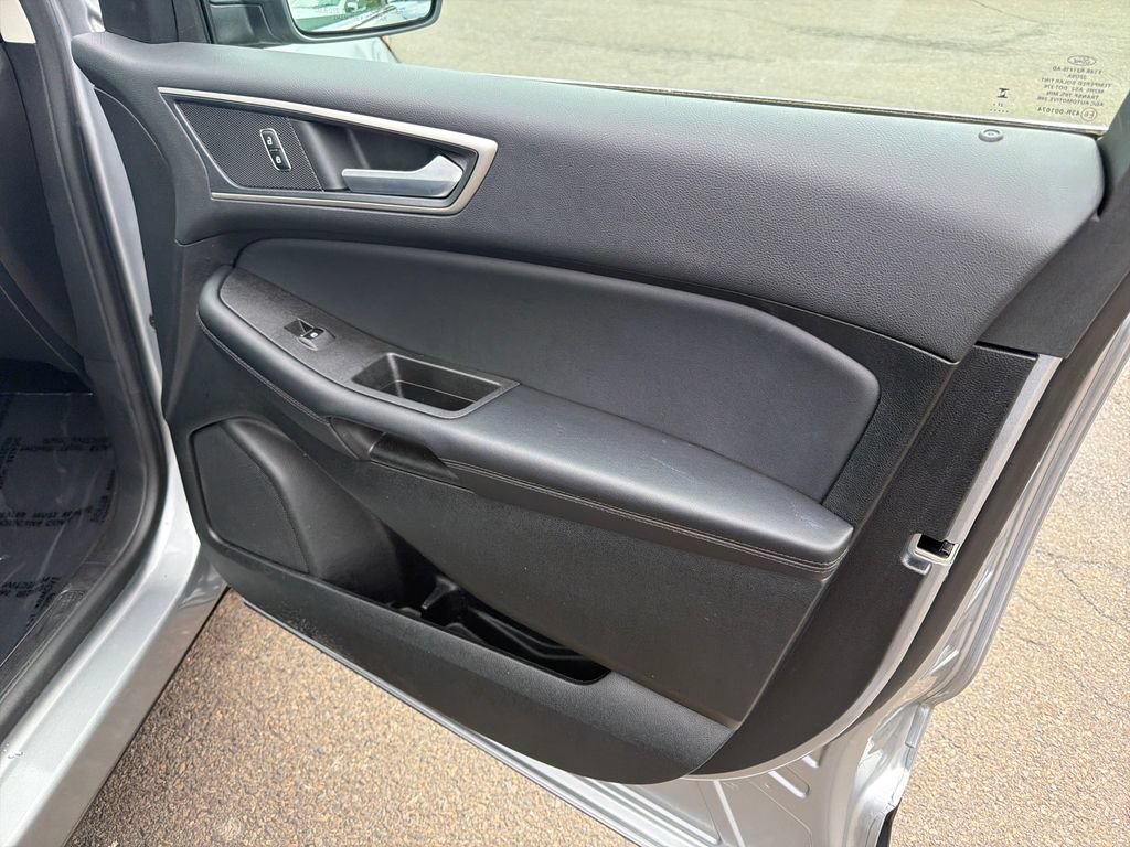 Used 2023 Ford Edge SEL w/ Convenience Package AWD/4WD image 14