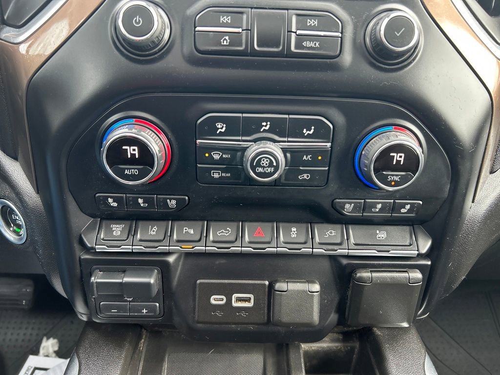 Used 2021 Chevrolet Silverado 2500 High Country w/ Technology Package image 30