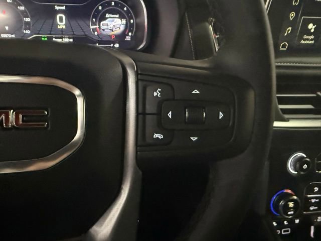 Used 2023 GMC Yukon SLT w/ SLT Luxury Package AWD/4WD image 16