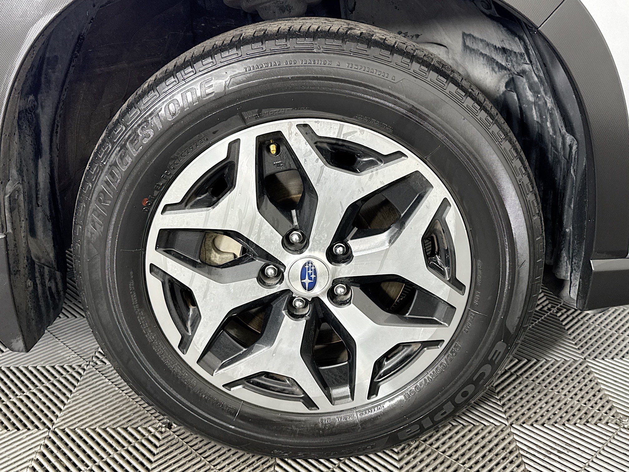 Used 2023 Subaru Forester Premium AWD/4WD image 30