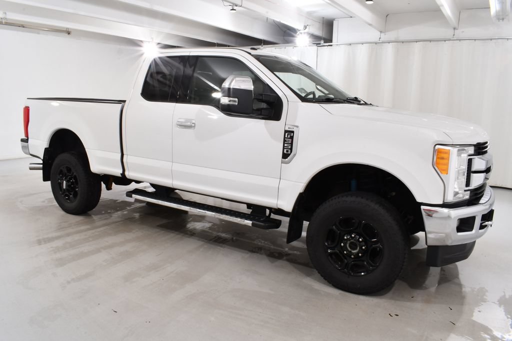 Used 2017 Ford F350 XLT AWD/4WD image 5