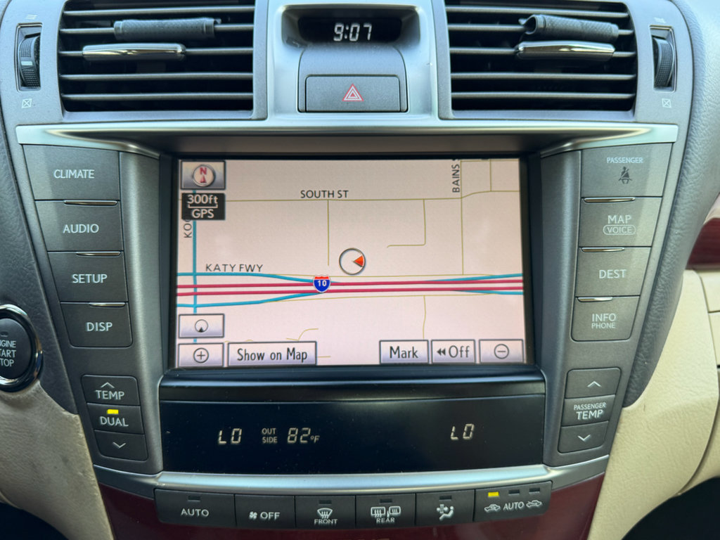 Used 2011 Lexus LS 460 w/ Luxury Value Edition RWD image 18