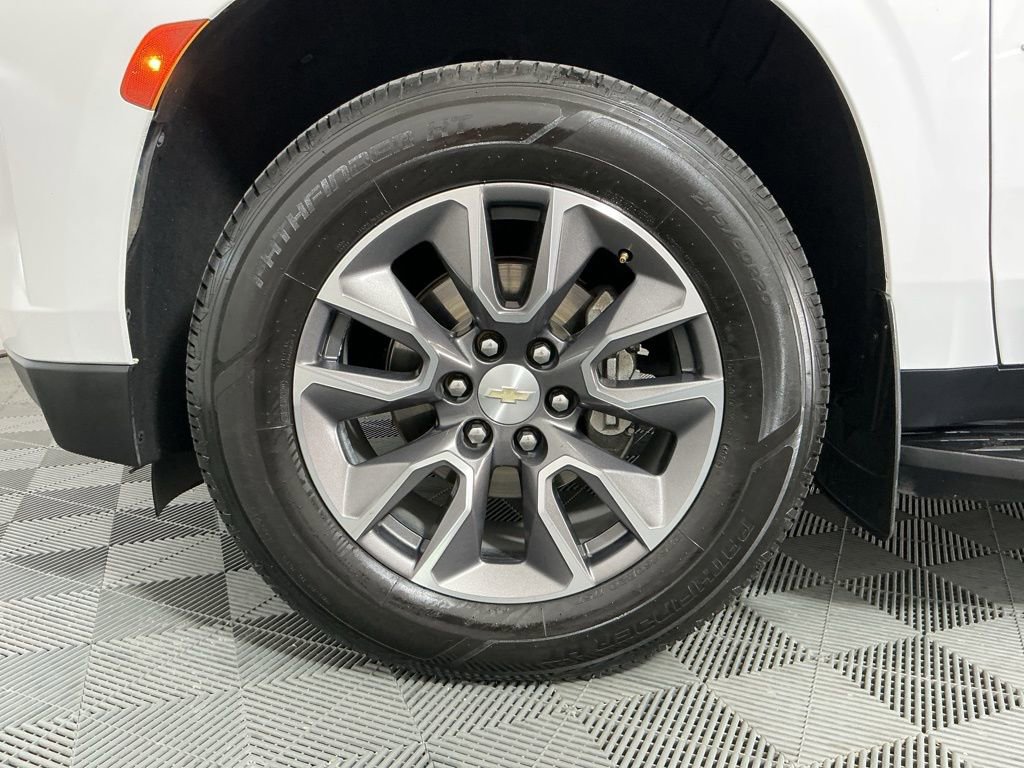 Used 2022 Chevrolet Tahoe LT w/ LT Signature Package RWD image 34