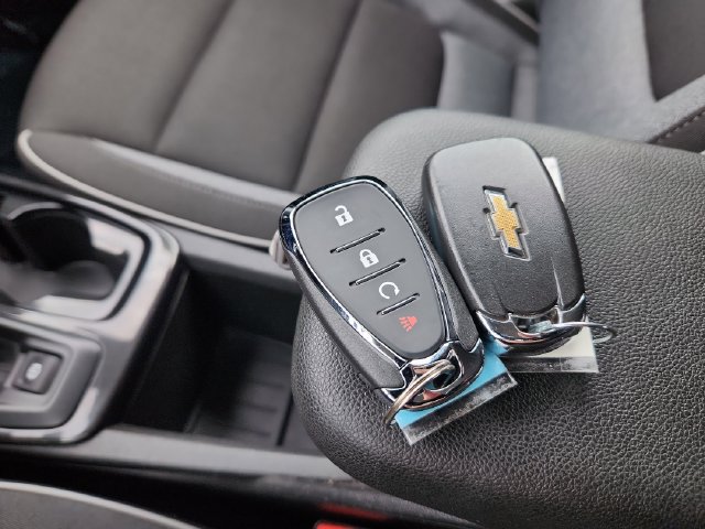 Used 2025 Chevrolet TrailBlazer LT AWD/4WD image 45