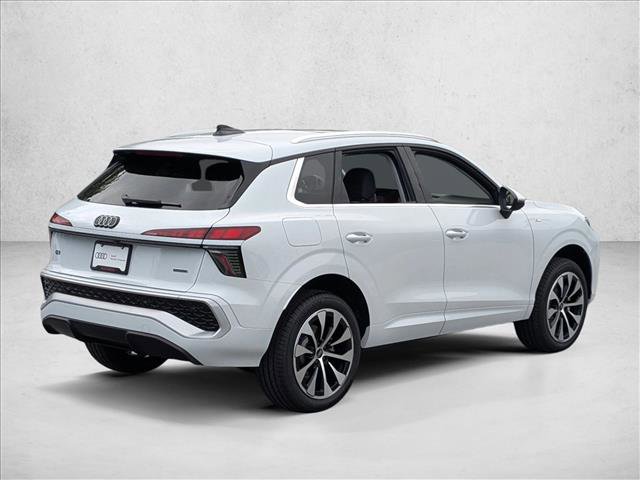 New 2026 Audi Q3 quattro 2.0T image 2