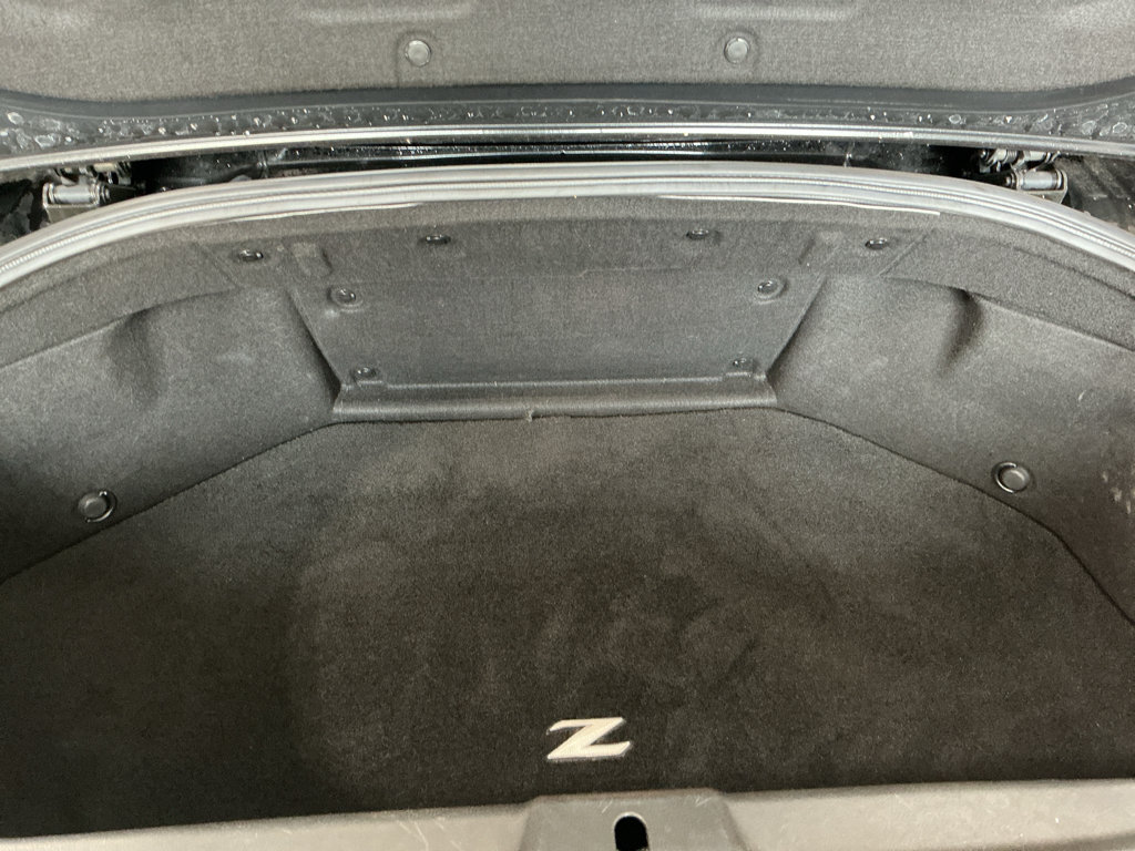 Used 2012 Nissan 370Z Touring w/ Sport Pkg RWD image 11