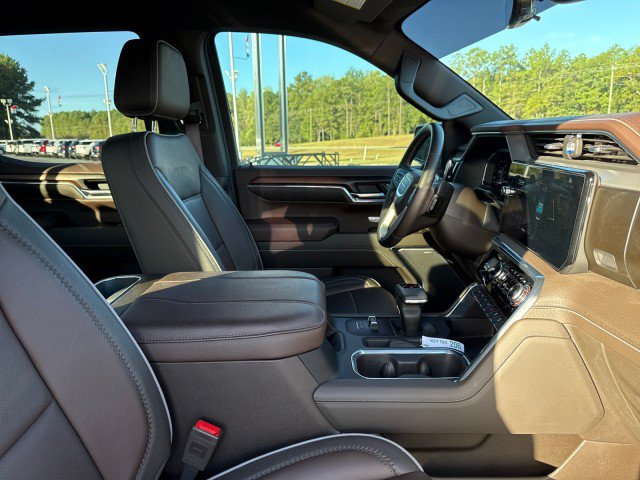 Used 2024 GMC Sierra 1500 Denali w/ Technology Package AWD/4WD image 12