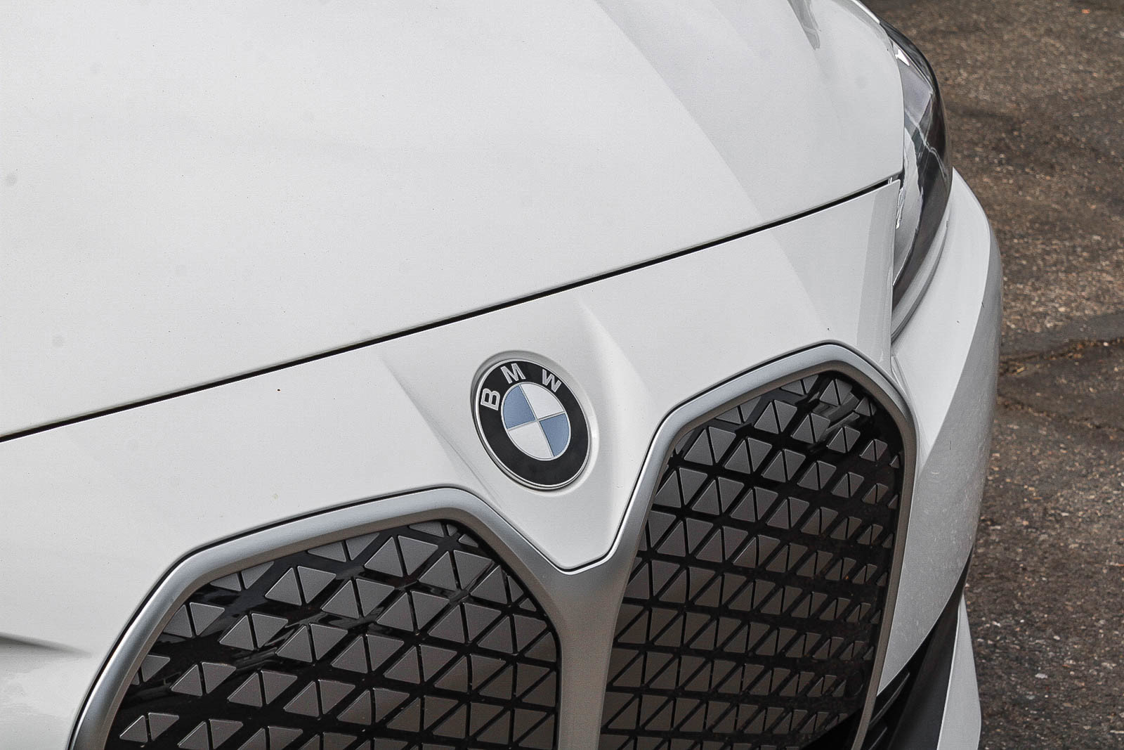 New 2026 BMW i4 xDrive40i AWD/4WD image 9