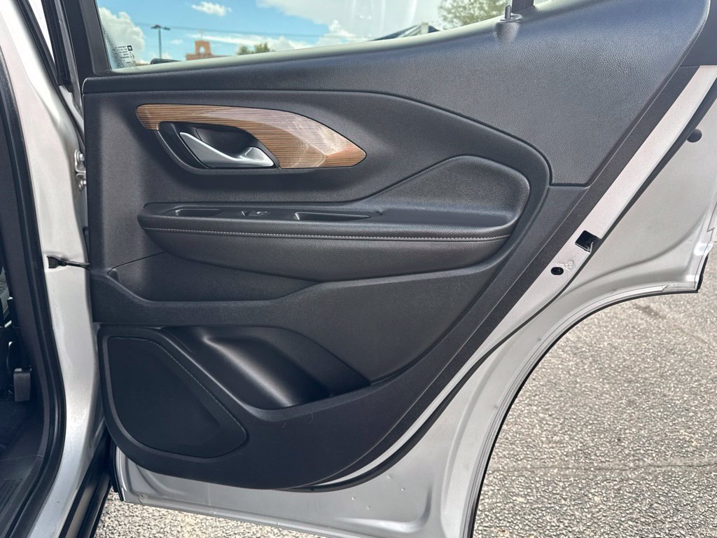 Used 2020 GMC Terrain SLE FWD image 20