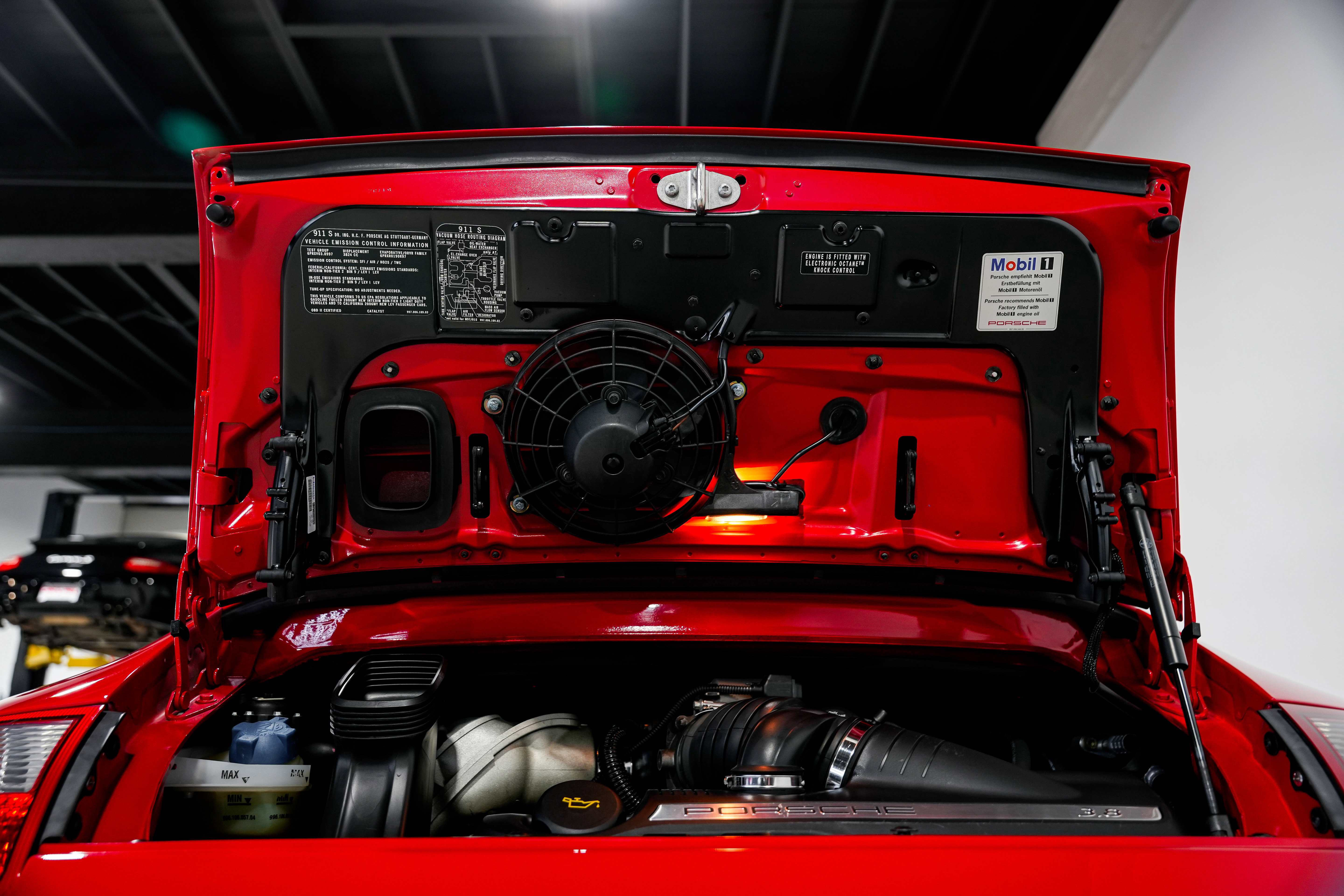 Used 2006 Porsche 911 Carrera S image 39