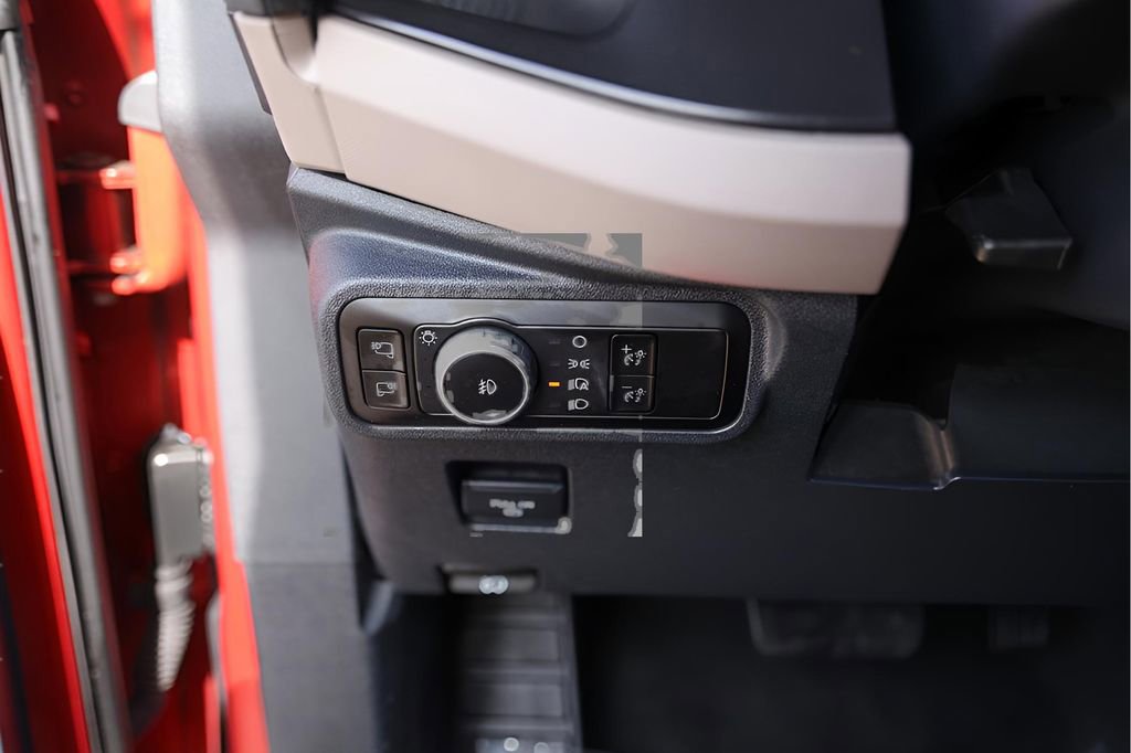 Used 2023 Ford Bronco Wildtrak image 18