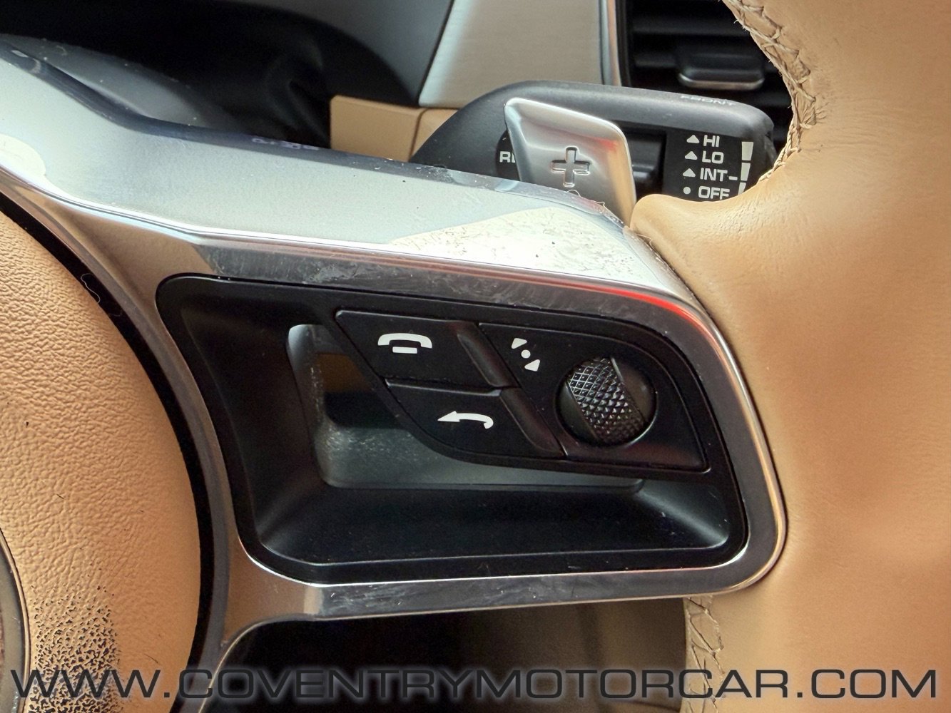 Used 2015 Porsche Macan Turbo image 28