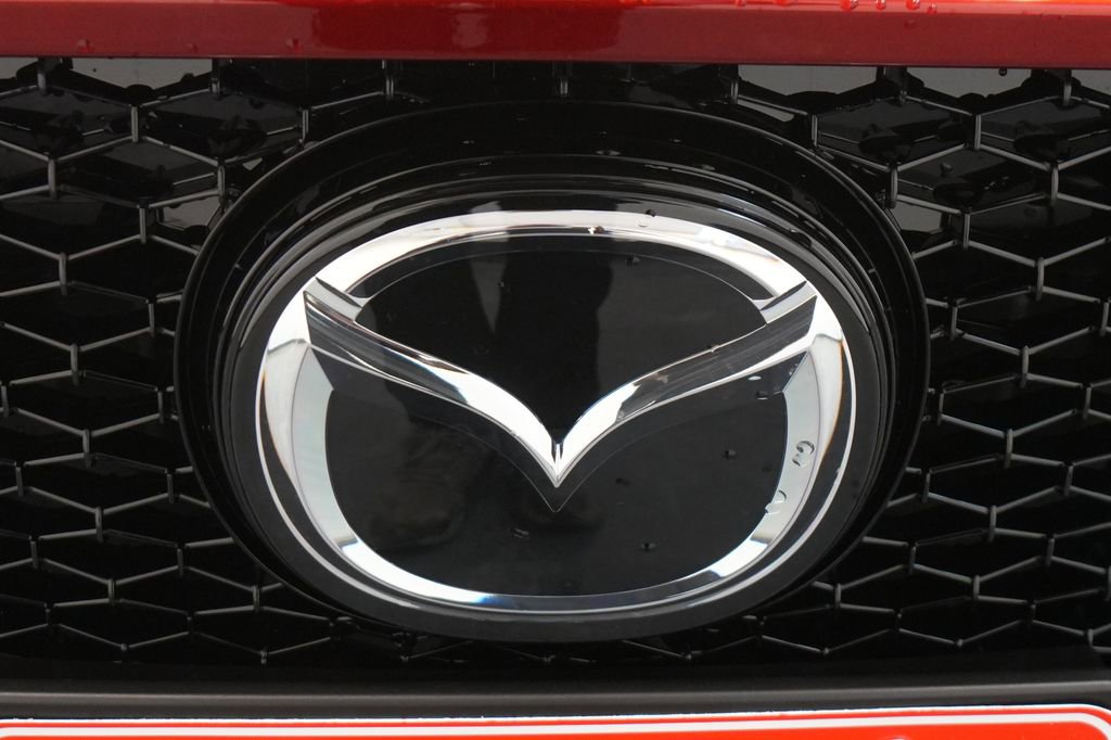 New 2026 MAZDA MAZDA3 s FWD image 11