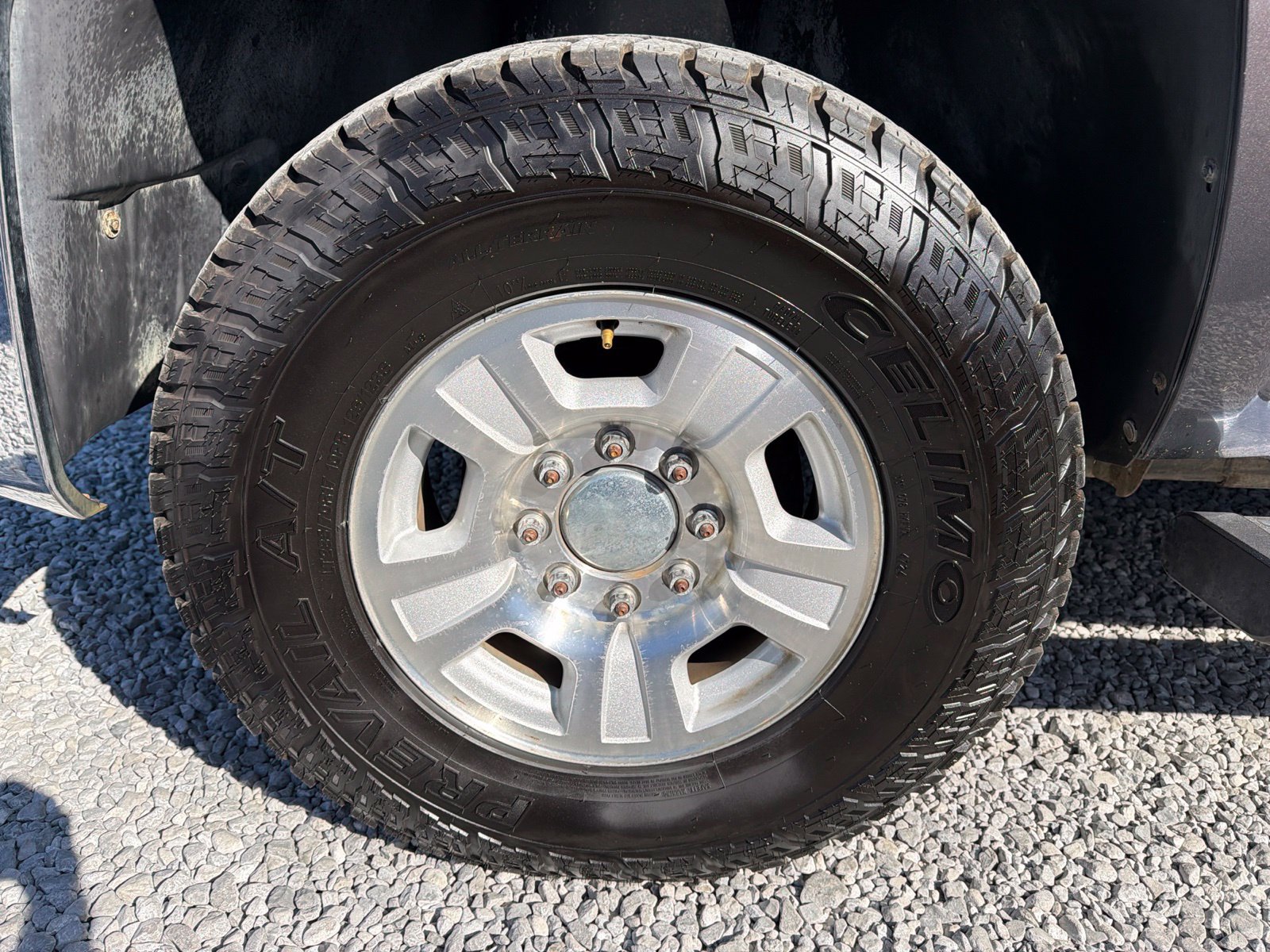 Used 2010 Chevrolet Silverado 2500 LT w/ Interior Plus Package AWD/4WD image 7