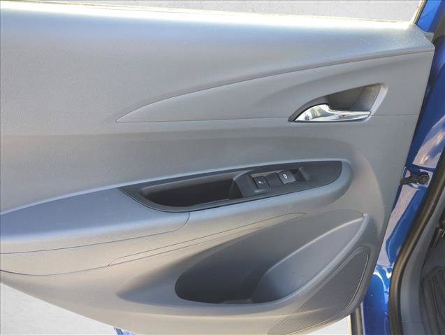Used 2020 Chevrolet Bolt Premier FWD image 8