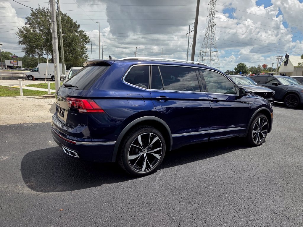 Used 2024 Volkswagen Tiguan SEL R-Line AWD/4WD image 14