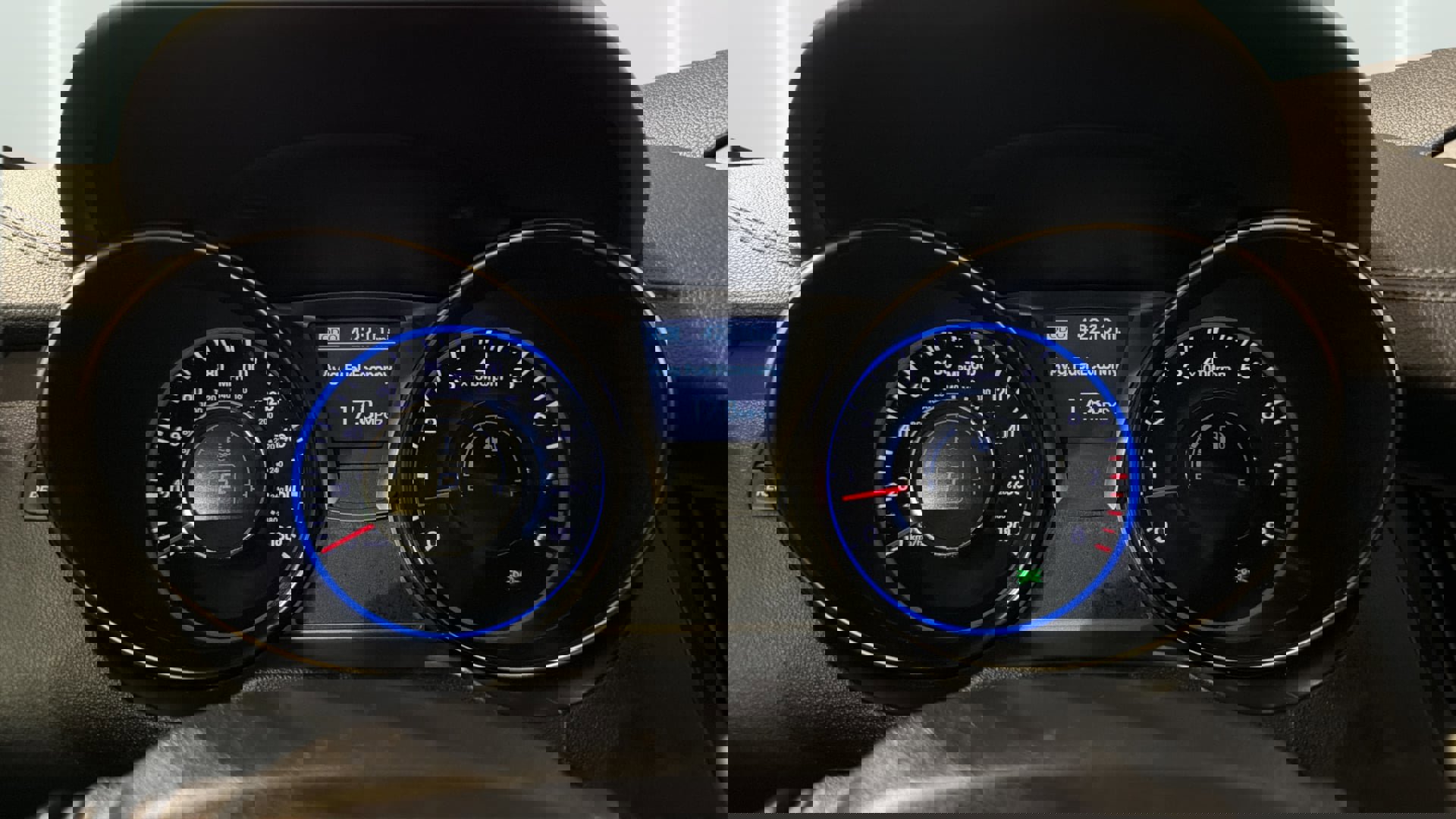 Used 2016 Hyundai Genesis 3.8 image 28