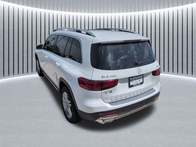 Used 2023 Mercedes-Benz GLB 250 4MATIC image 7