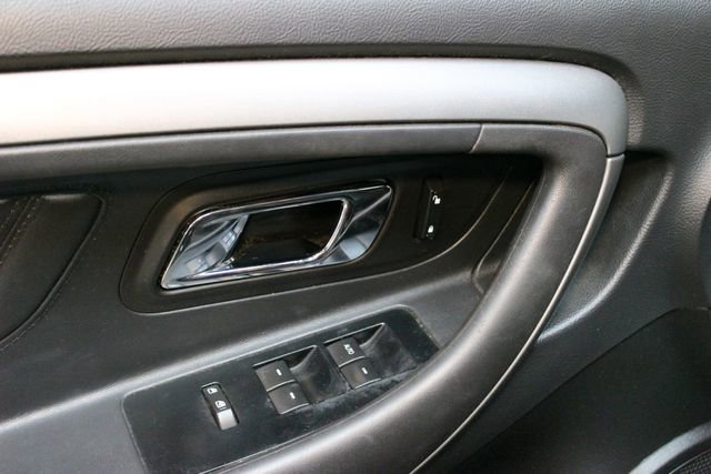 Used 2012 Ford Taurus SEL FWD image 15