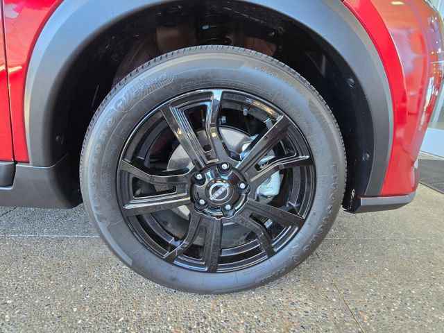 Used 2024 Nissan Kicks SR FWD image 29