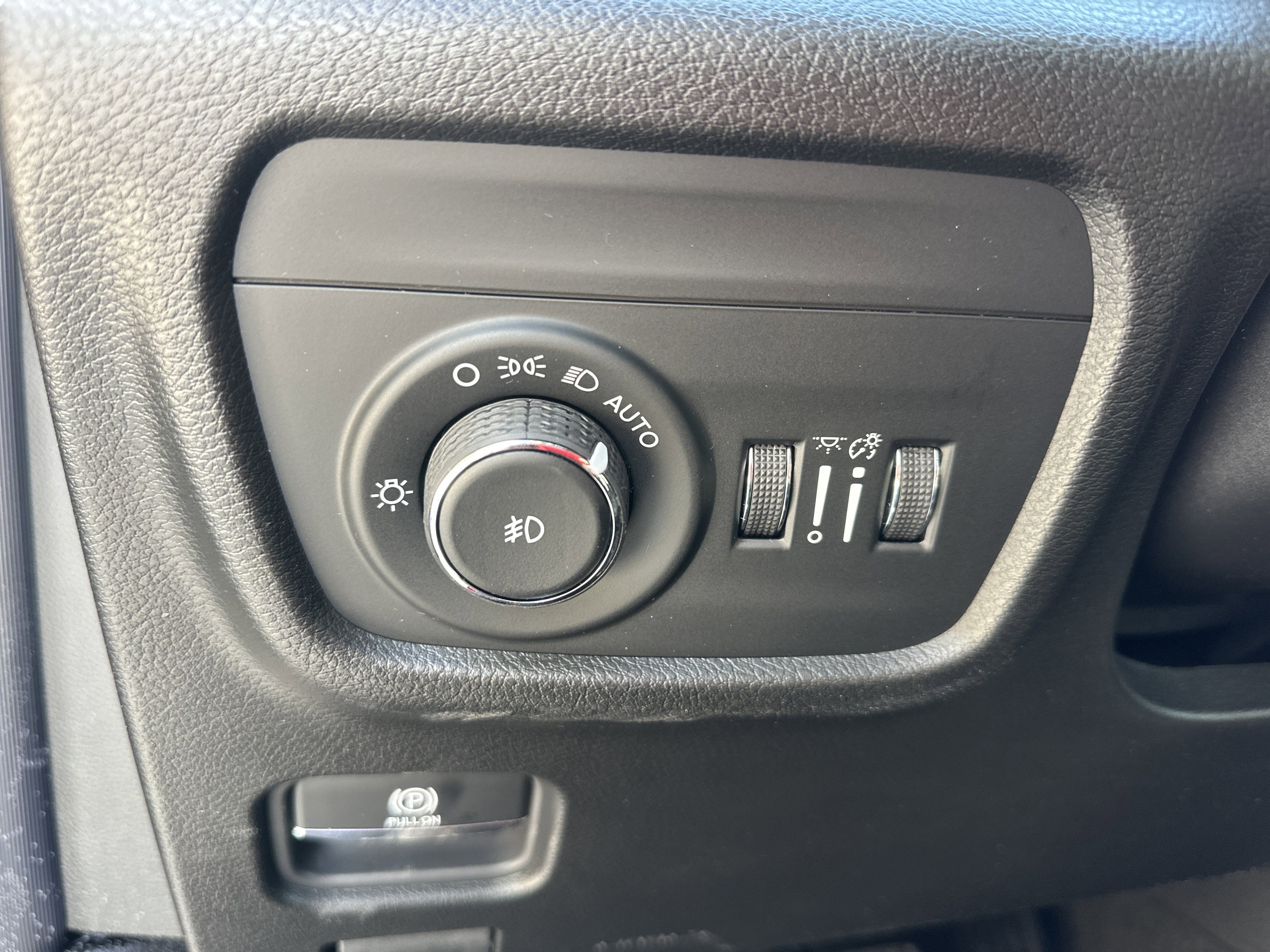 New 2026 Jeep Grand Cherokee Limited Reserve image 10