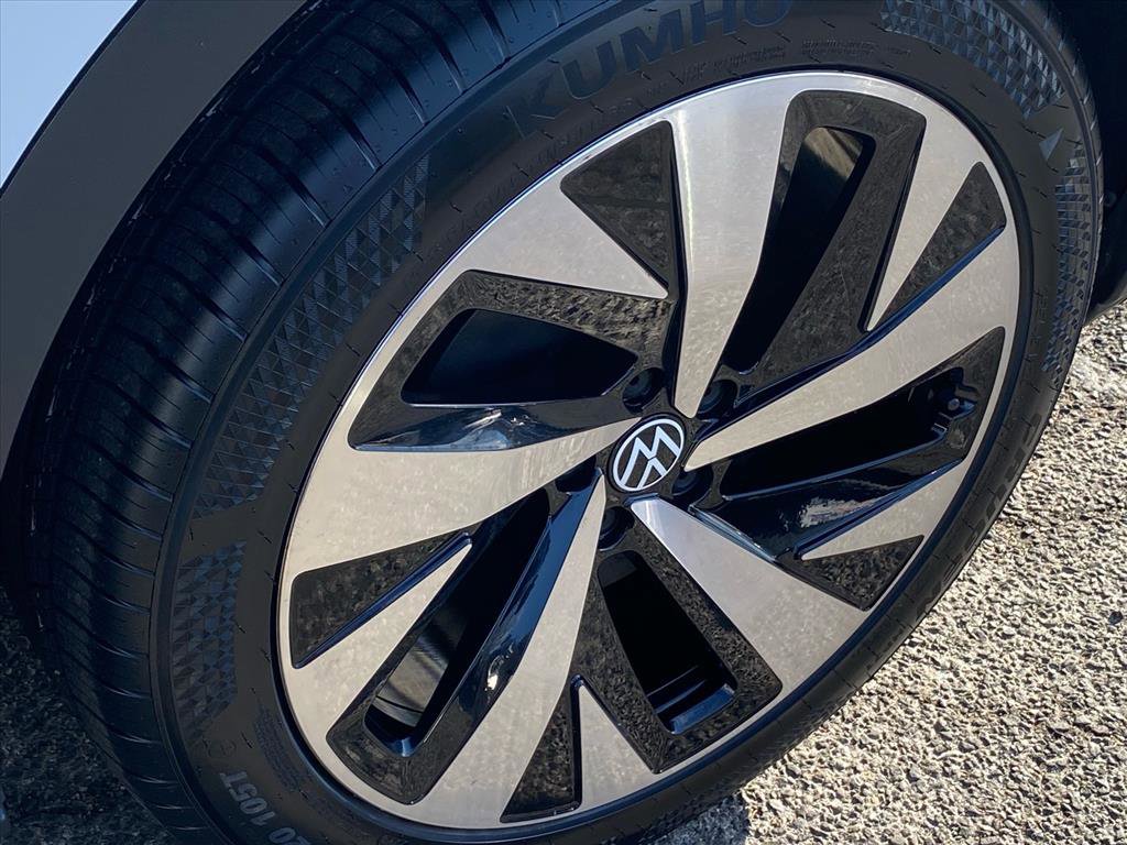 Certified 2022 Volkswagen ID.4 Pro S w/ Gradient Package image 22