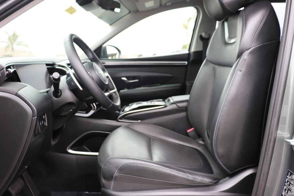 Used 2022 Hyundai Tucson Limited w/ Cargo Package AWD/4WD image 12