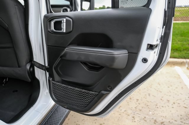 Used 2021 Jeep Wrangler Unlimited Sahara w/ Uconnect 4C Nav & Sound Group AWD/4WD image 45