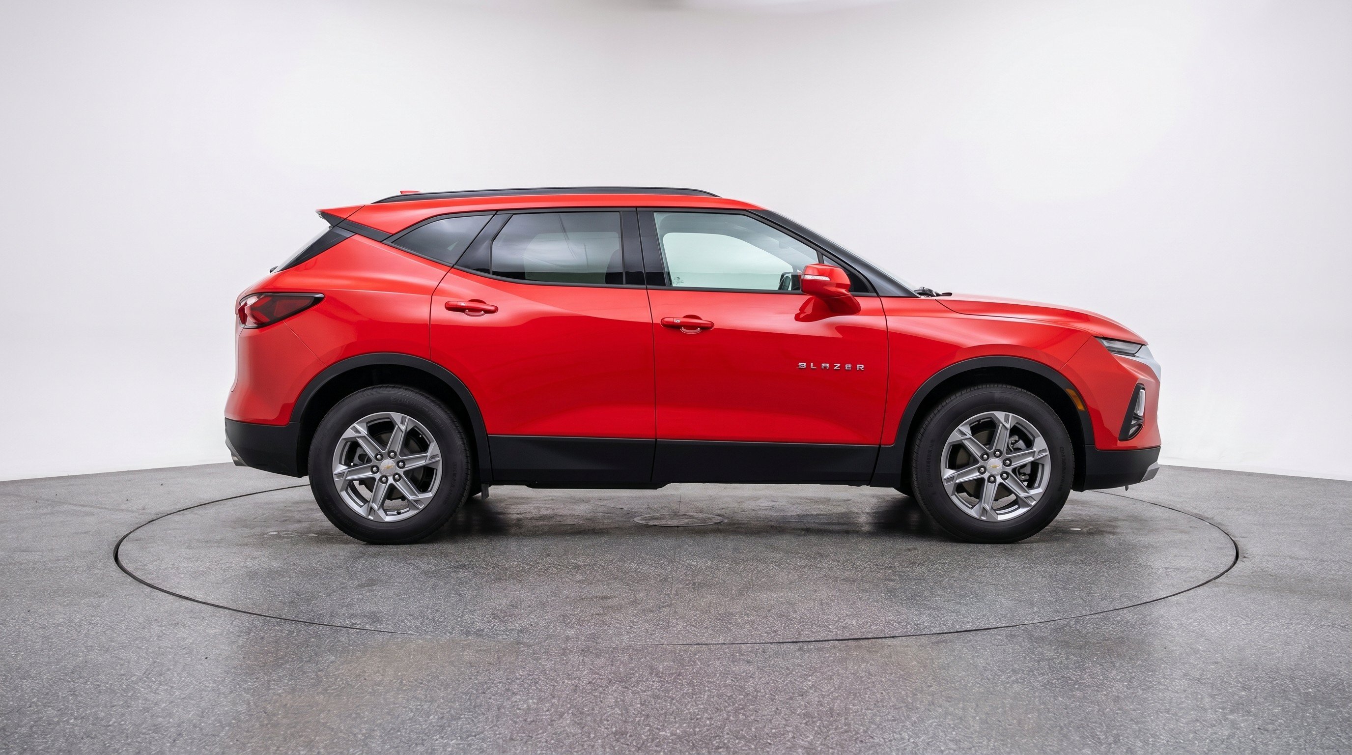 Used 2025 Chevrolet Blazer LT FWD image 11