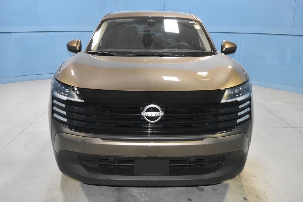 Certified 2025 Nissan Kicks SV FWD image 21