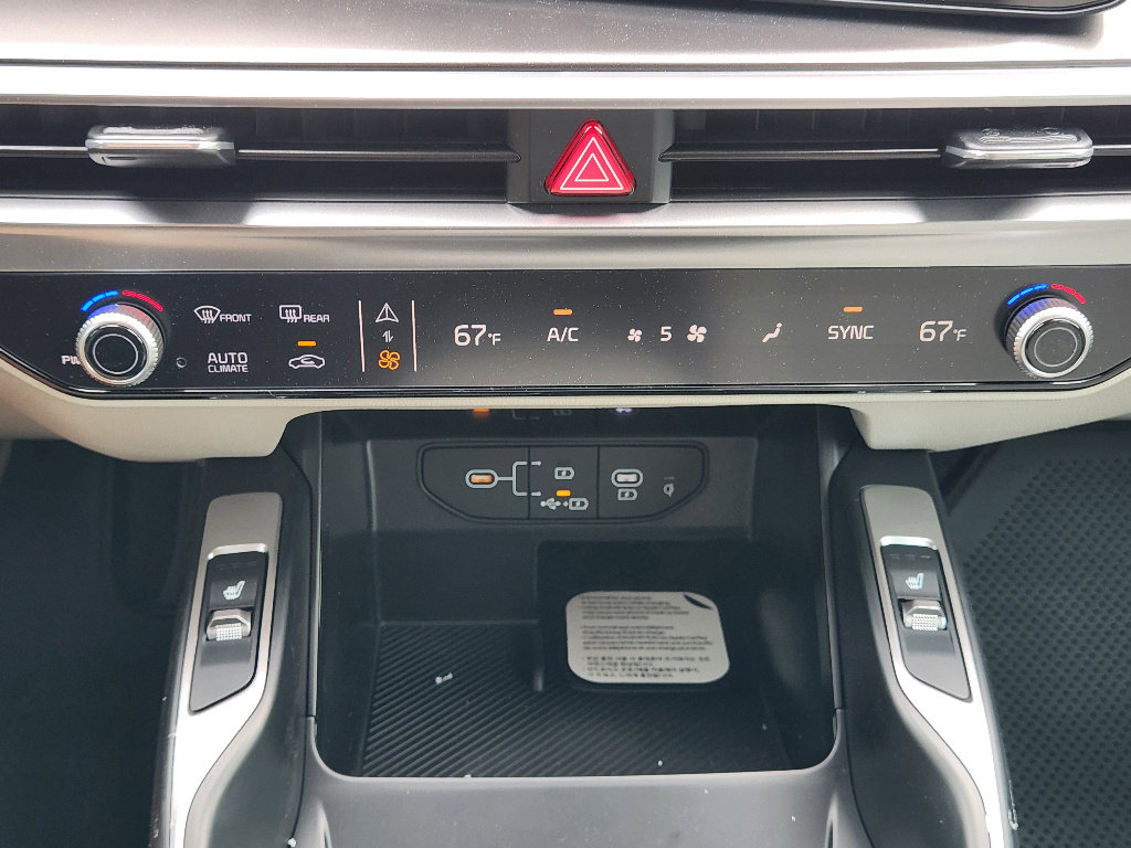 New 2026 Kia Sorento S image 14