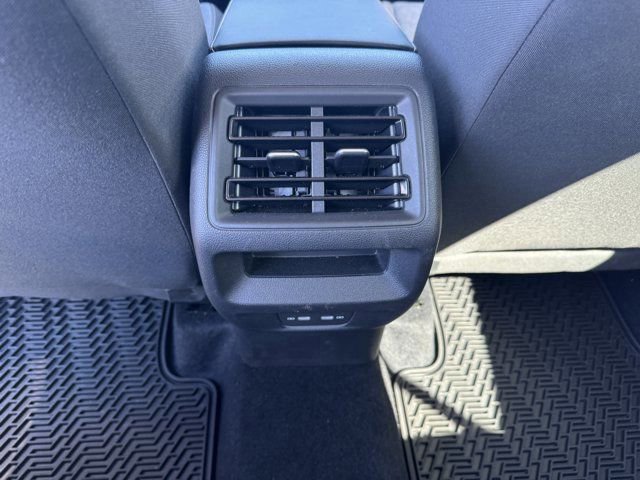 Used 2025 Volkswagen Tiguan S AWD/4WD image 17