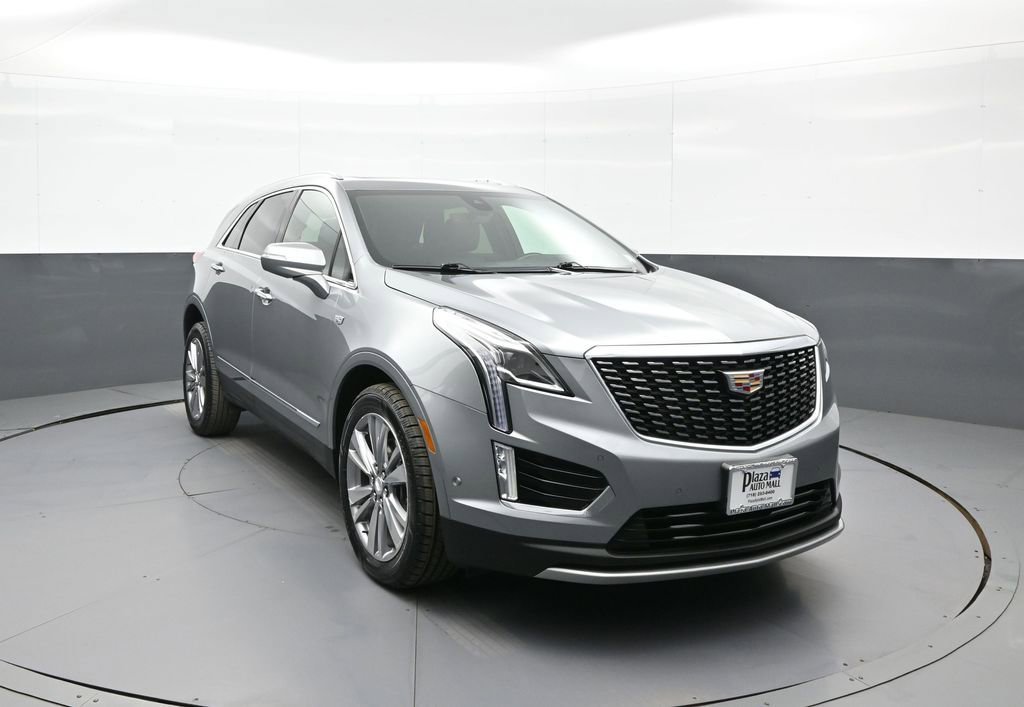 Used 2023 Cadillac XT5 Premium Luxury w/ Technology Package image 3
