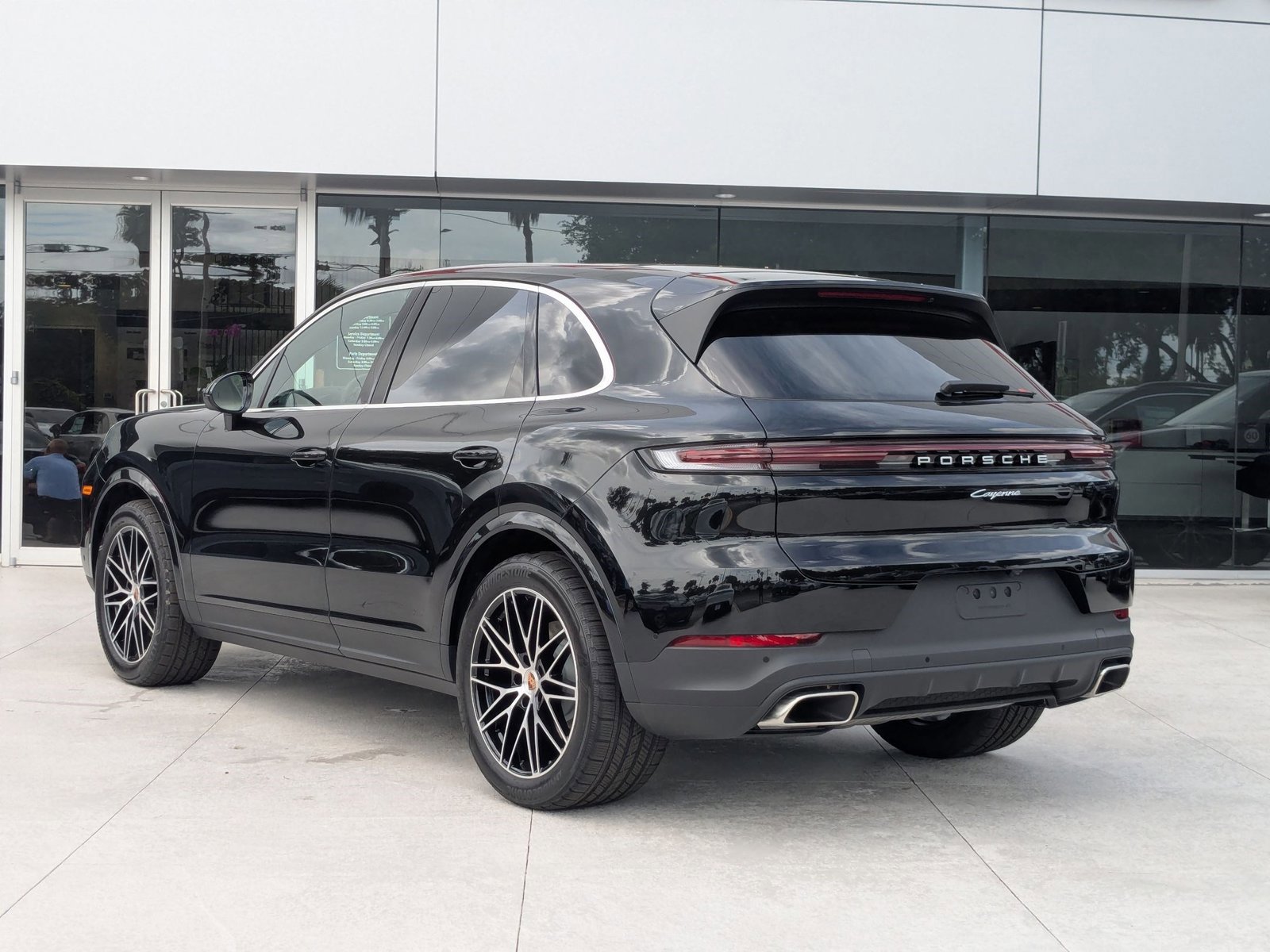 New 2026 Porsche Cayenne image 3