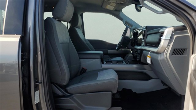 New 2026 Ford F250 4x4 Crew Cab Super Duty image 19