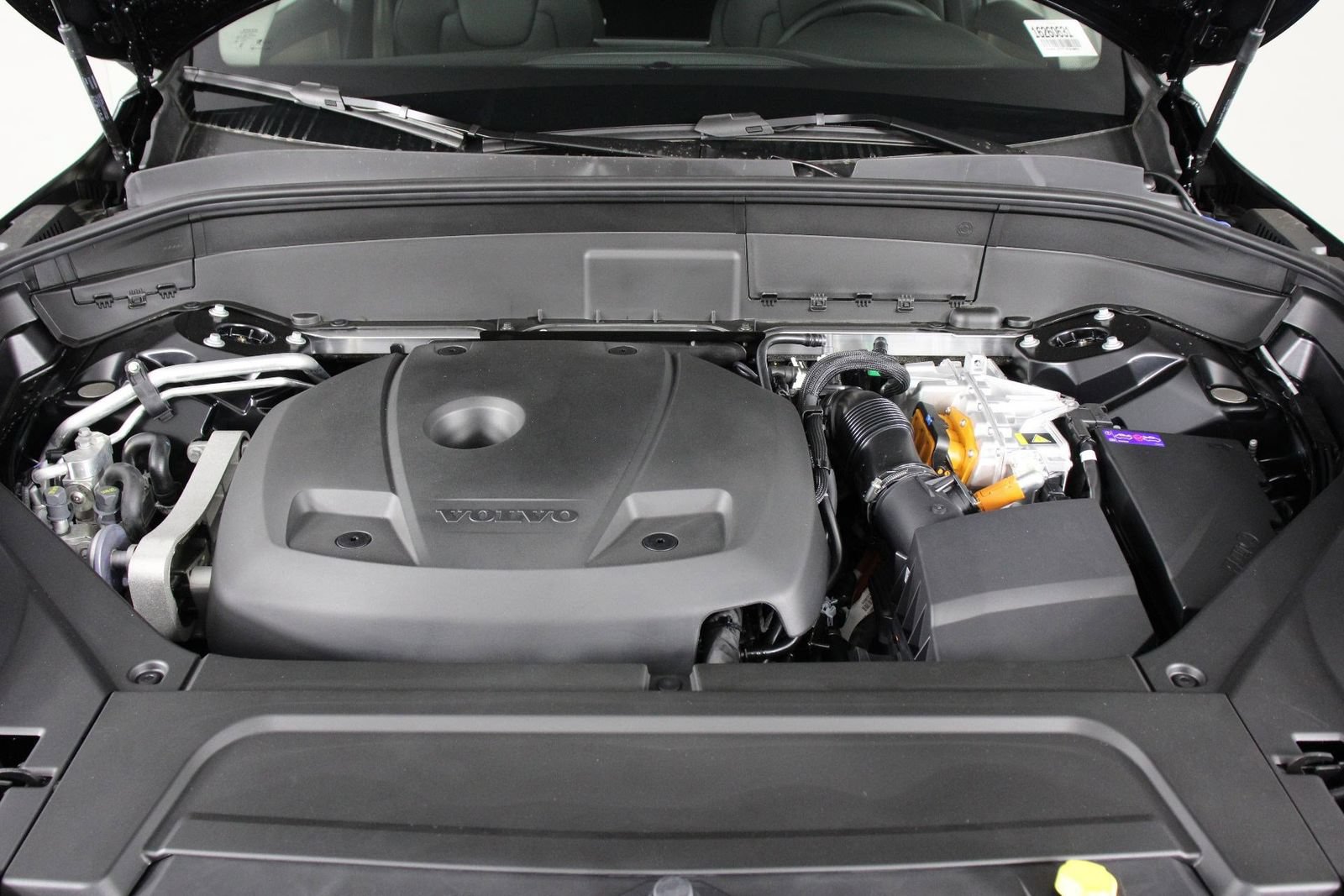 New 2026 Volvo XC90 T8 Plus AWD/4WD image 12