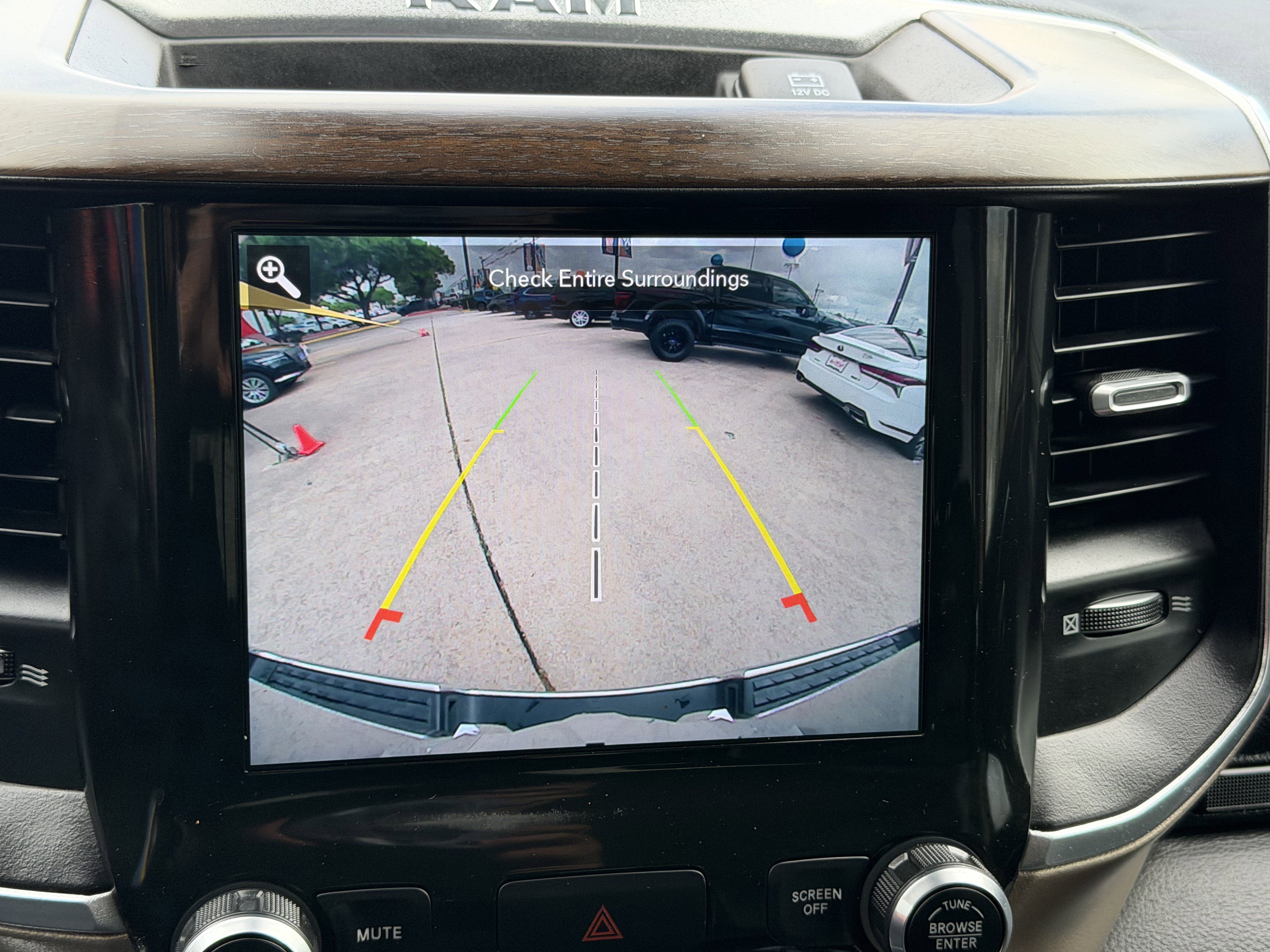 Used 2021 RAM 1500 Laramie image 27