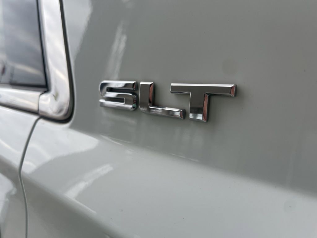 Used 2016 GMC Yukon SLT image 12