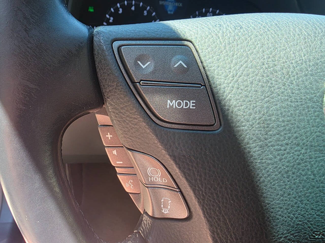 Used 2010 Lexus LS 460 RWD image 20