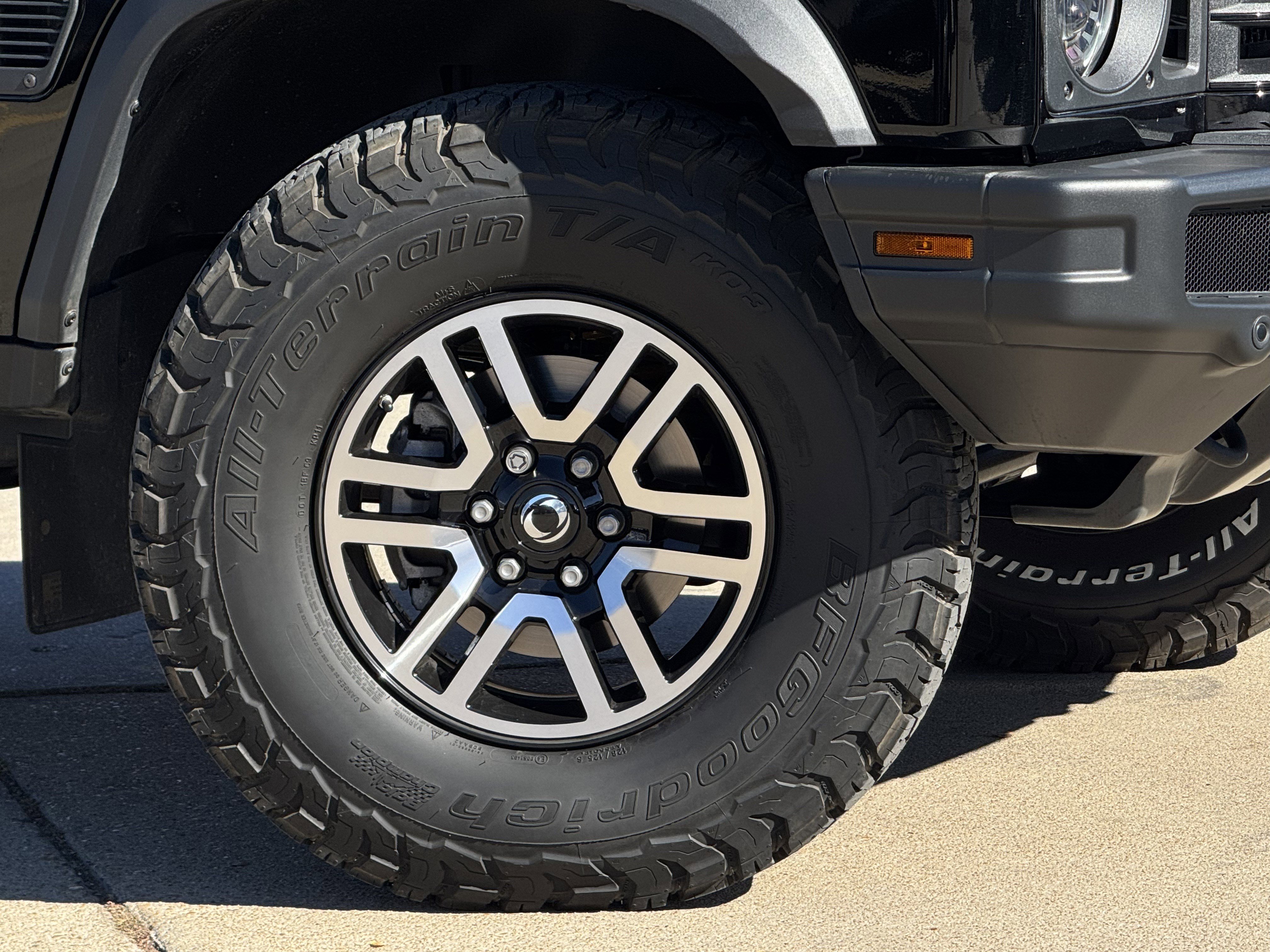 Used 2025 INEOS Grenadier image 3