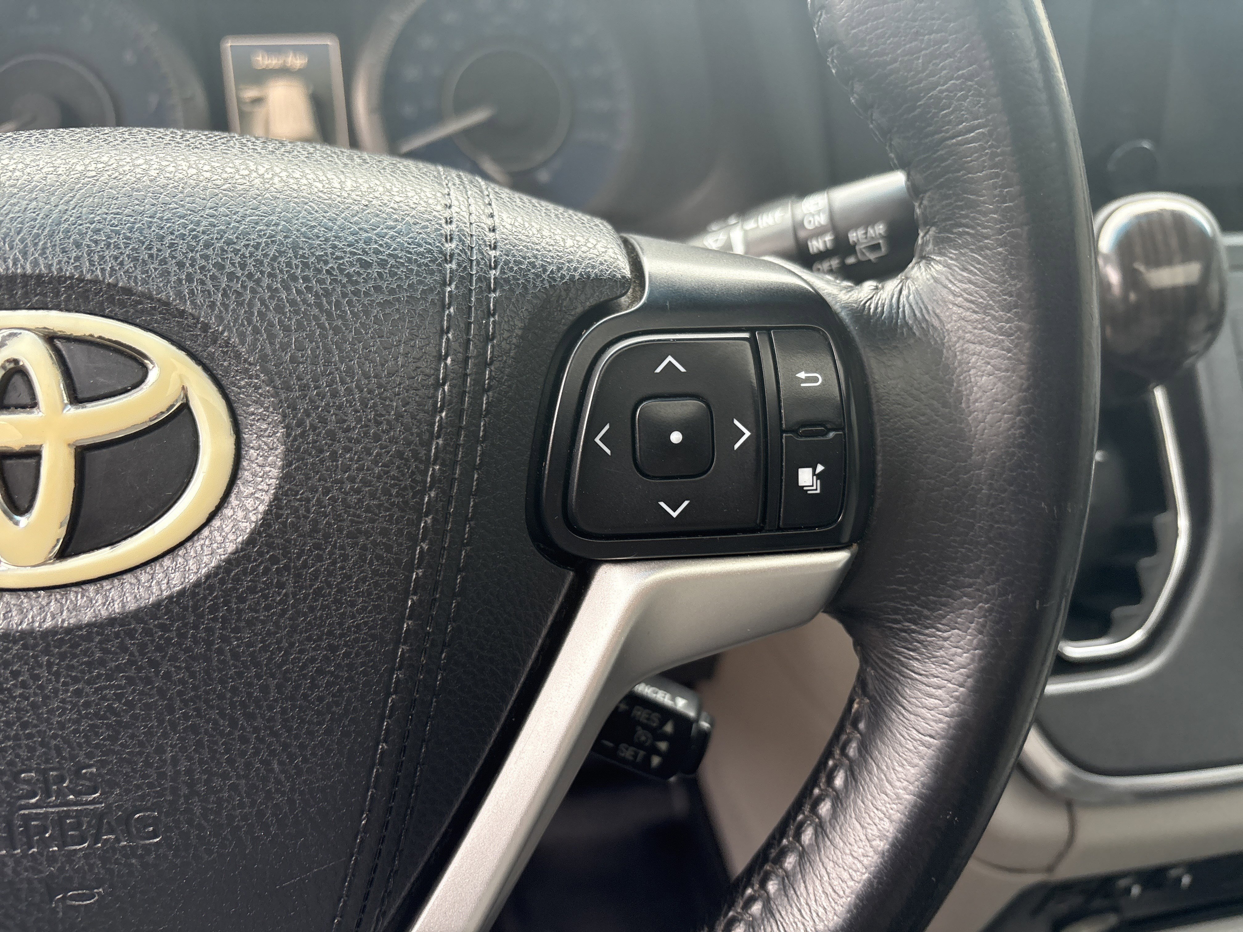 Used 2015 Toyota Sienna XLE image 20