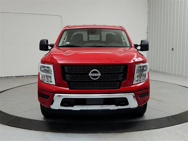 Used 2024 Nissan Titan SV w/ SV Convenience Package image 2