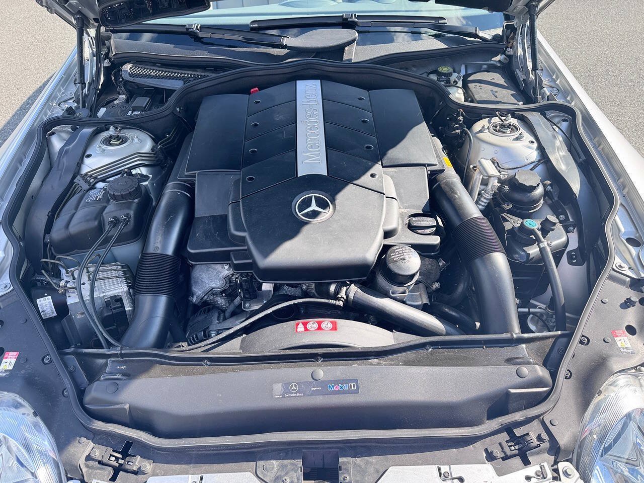 Used 2005 Mercedes-Benz SL 500 image 16