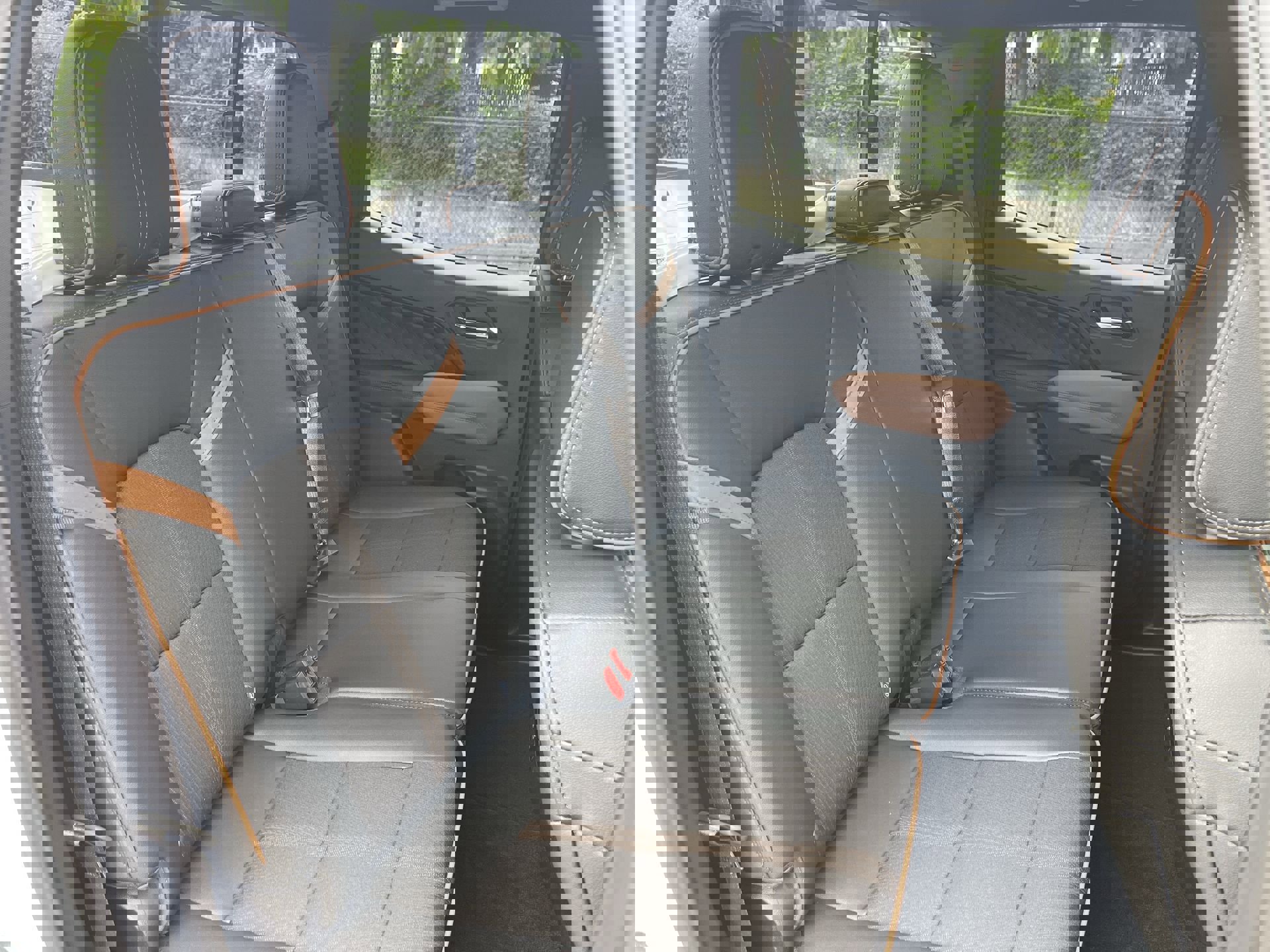 New 2025 GMC Canyon AT4 w/ Nightfall Edition image 59