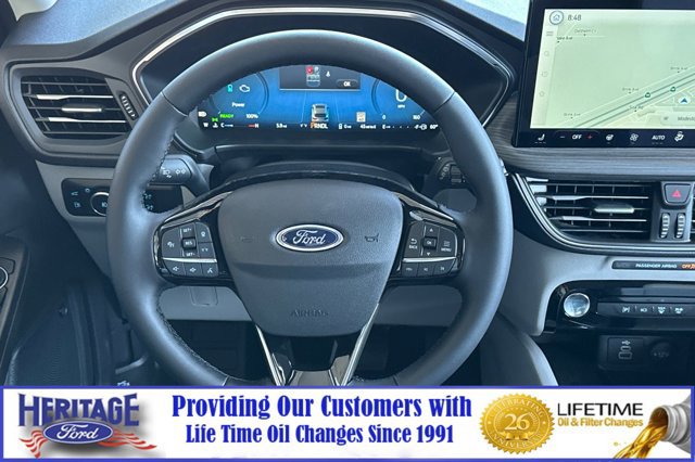 New 2025 Ford Escape SE w/ PHEV Premium Package image 11