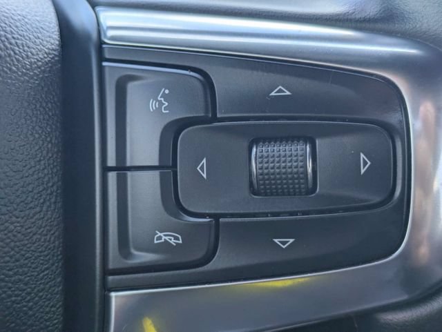 Used 2023 Chevrolet Blazer RS w/ Enhanced Convenience Package FWD image 28