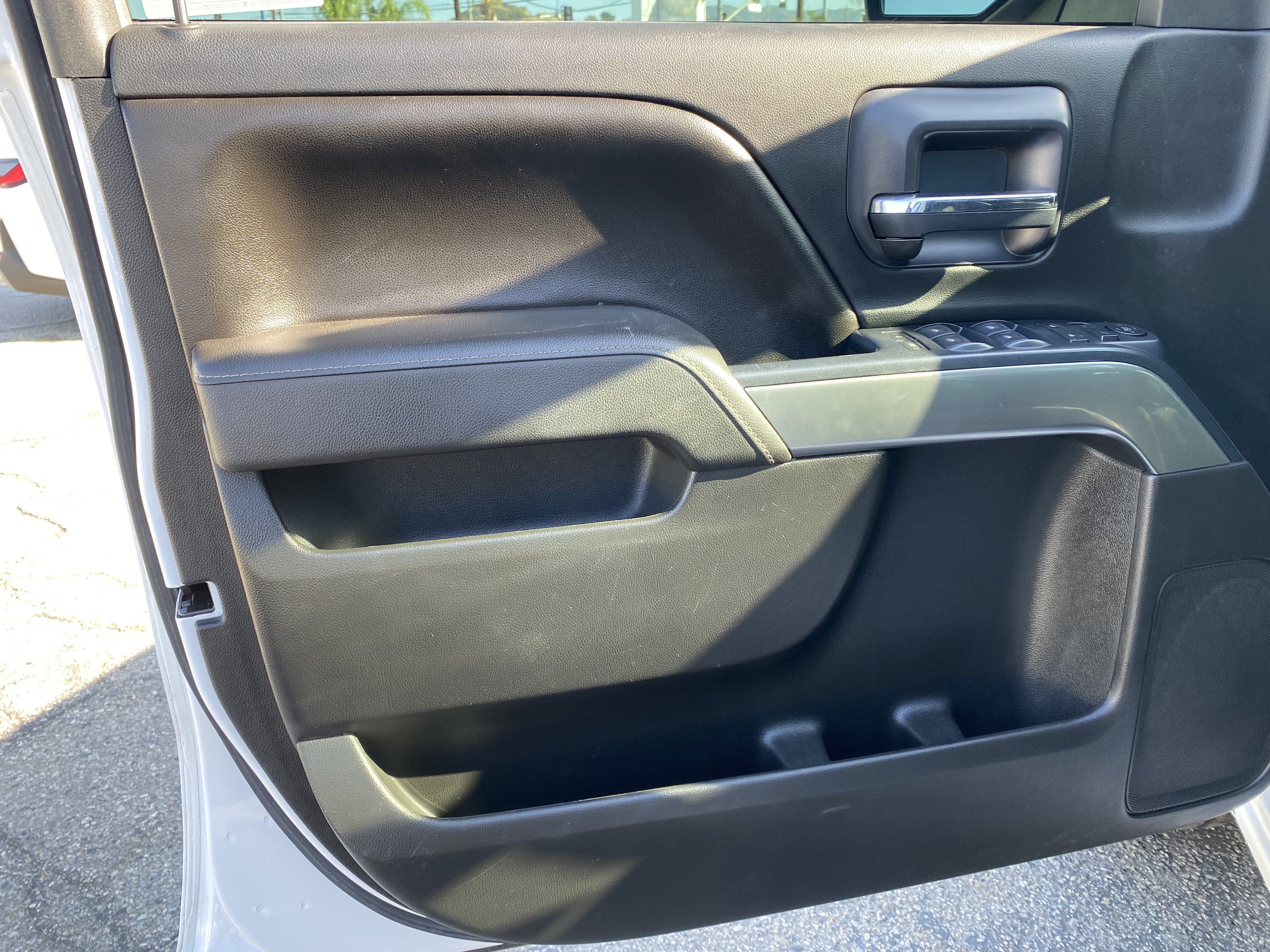 Used 2017 Chevrolet Silverado 1500 LT w/ All Star Edition RWD image 15